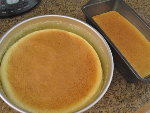 Cotton Soft Japanese Cheesecake-- the cakes shrink after cooling in the oven.